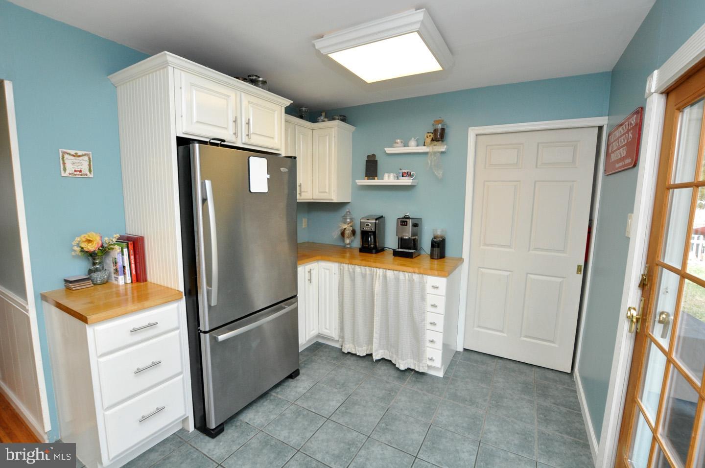 112 Sunnybrook Road Cherry Hill, NJ 08034 - Photo 14 of 23