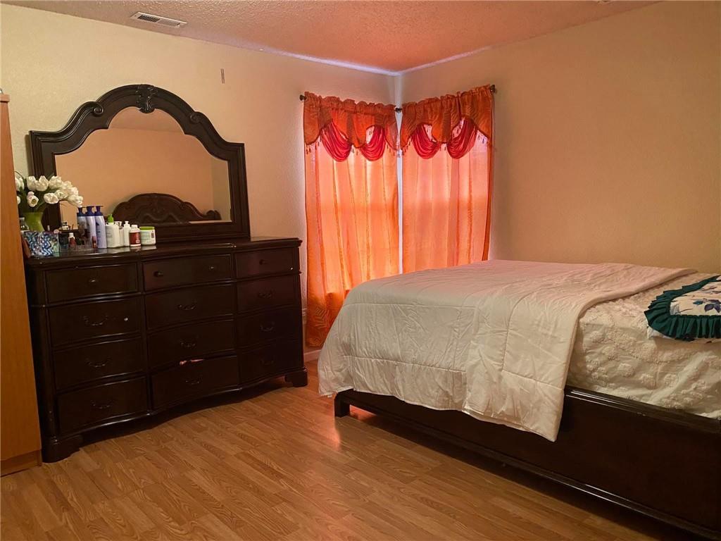 8148 Maple Stream Lane Indianapolis, IN 46217 - Photo 6 of 16 Gallery Image 6