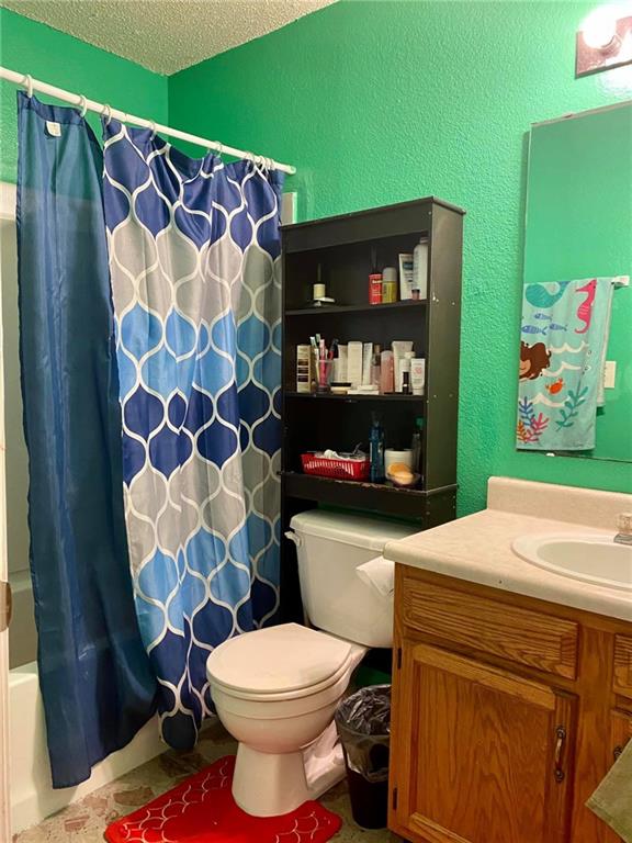 8148 Maple Stream Lane Indianapolis, IN 46217 - Photo 7 of 16 Gallery Image 7