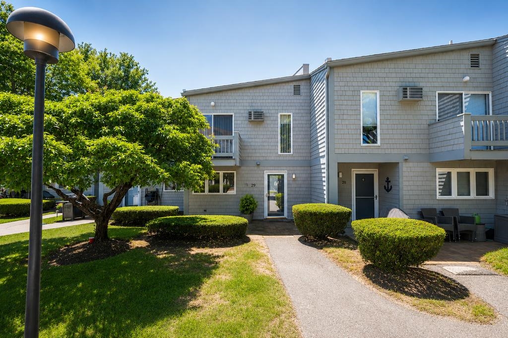 23 Cusack Road, Unit 29 Hampton, NH 03842 - Photo 3 of 31