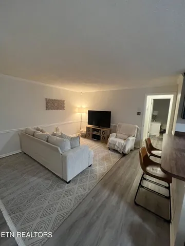 $1,800 | 1507 Highland Avenue, Unit B102, Knoxville, TN 37916