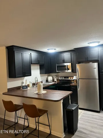 $1,800 | 1507 Highland Avenue, Unit B102, Knoxville, TN 37916