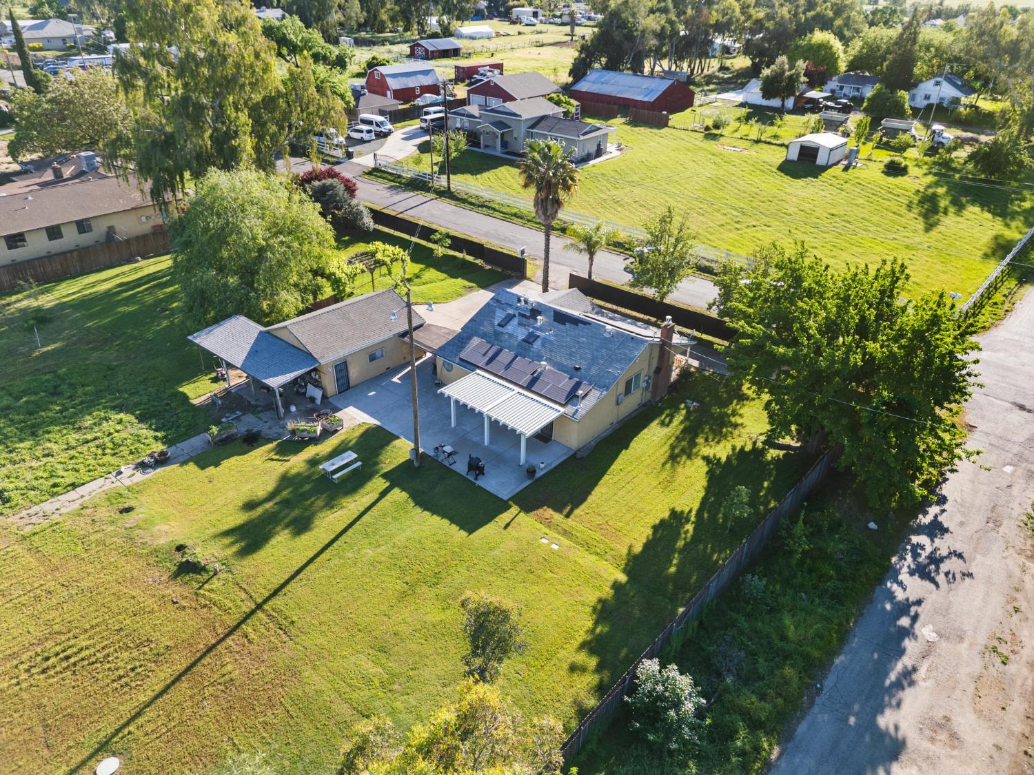 7644 El Reno Avenue Elverta, CA 95626 - Photo 4 of 32