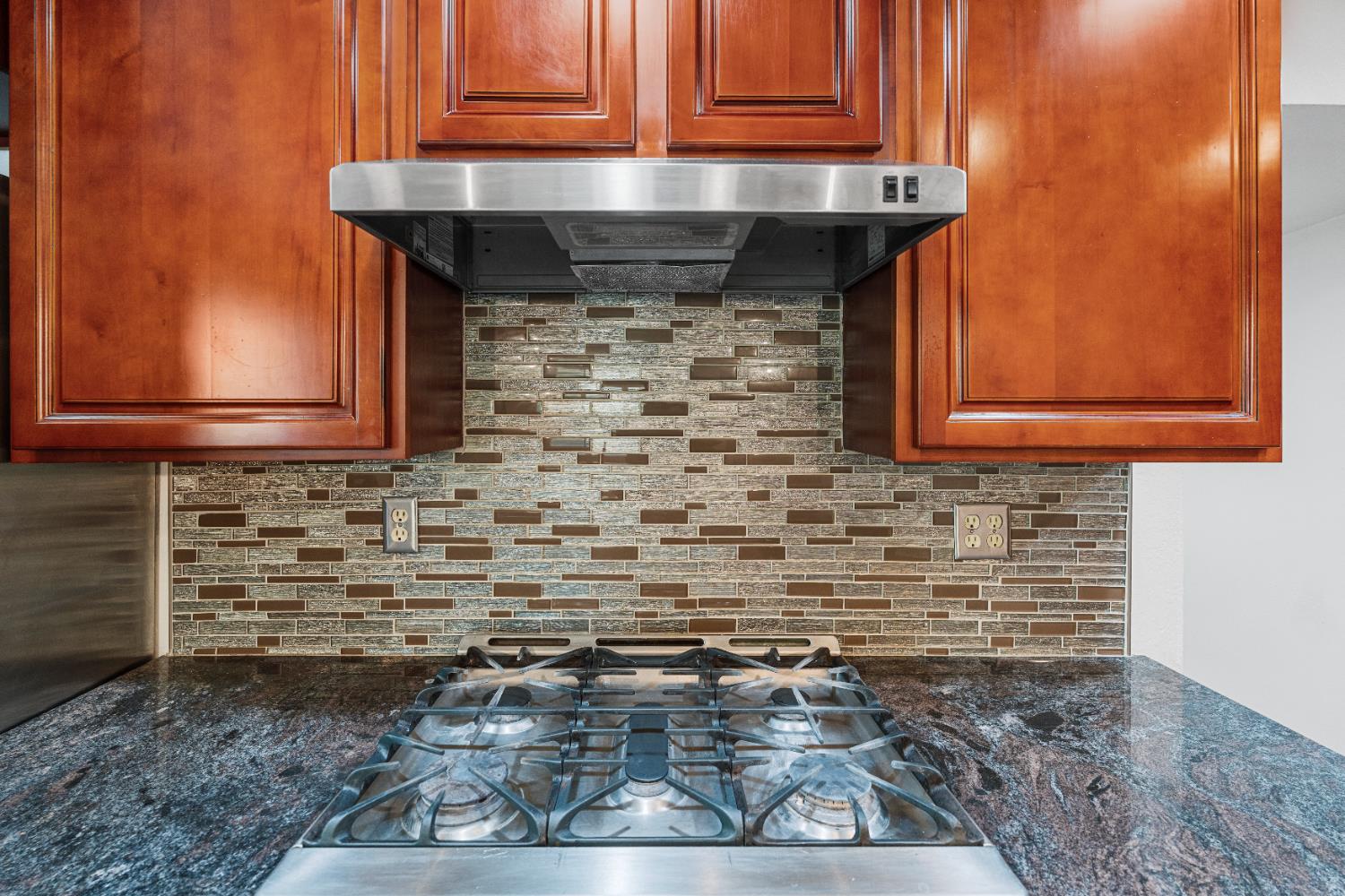 7644 El Reno Avenue Elverta, CA 95626 - Photo 10 of 32