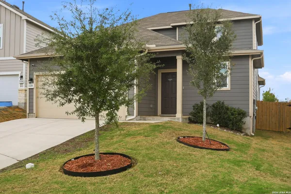 $2,200 | 13250 Hagerd Loop, St. Hedwig, TX 78152
