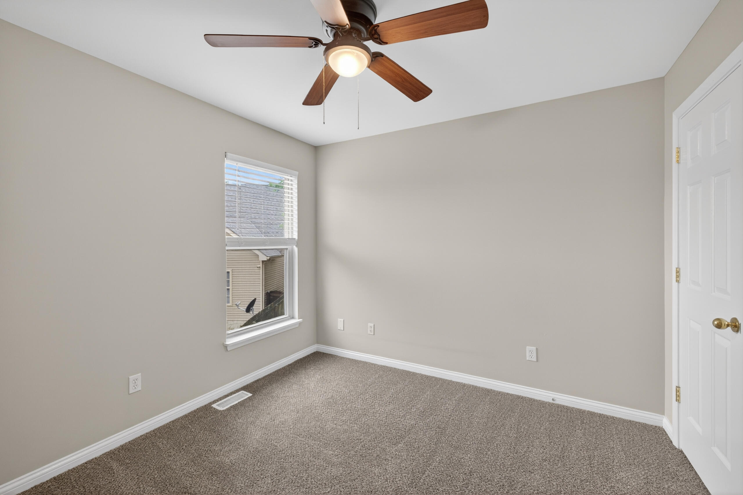 3008 Adwalton Road Lexington, KY 40509 - Photo 19 of 24 119