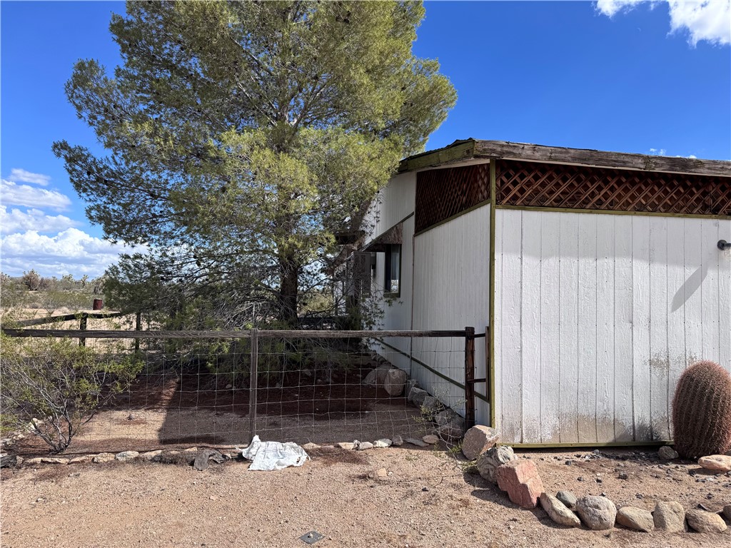 21188 South Cheyenne Road Yucca, AZ 86438 - Photo 23 of 24 View of home's exterior