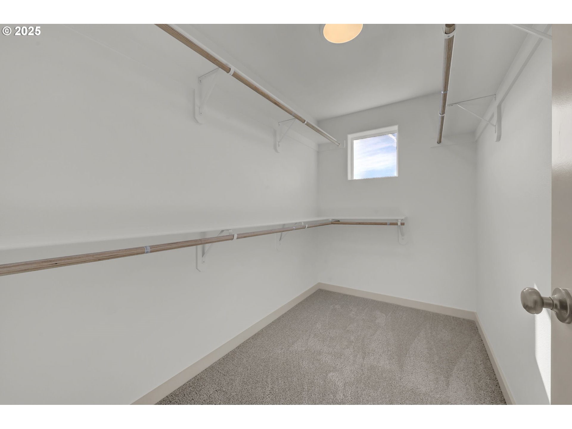 5653 Magnificence Way Eugene, OR 97402 - Photo 30 of 44 a view of an empty room