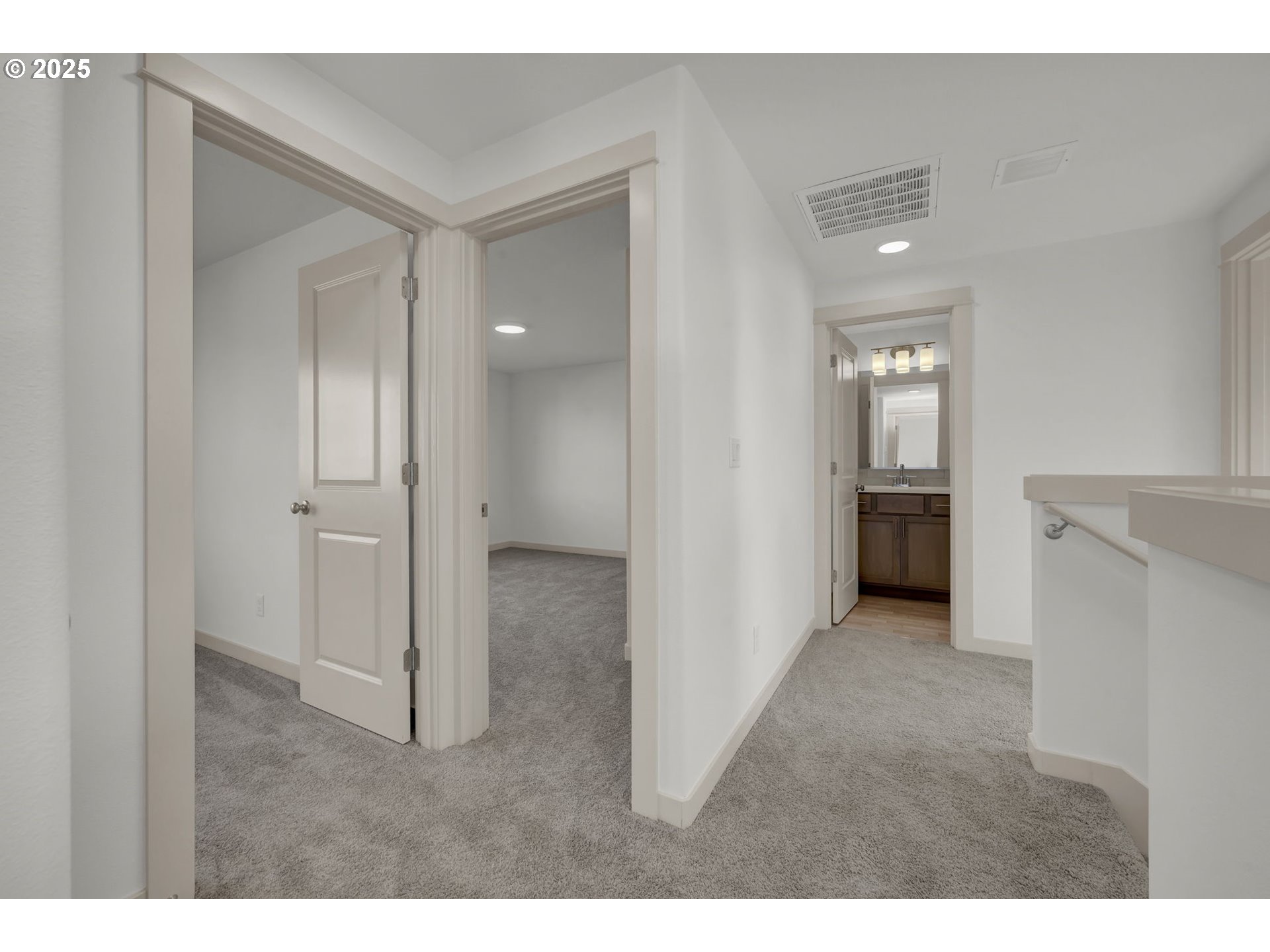 5653 Magnificence Way Eugene, OR 97402 - Photo 31 of 44 a view of a hallway and closet area