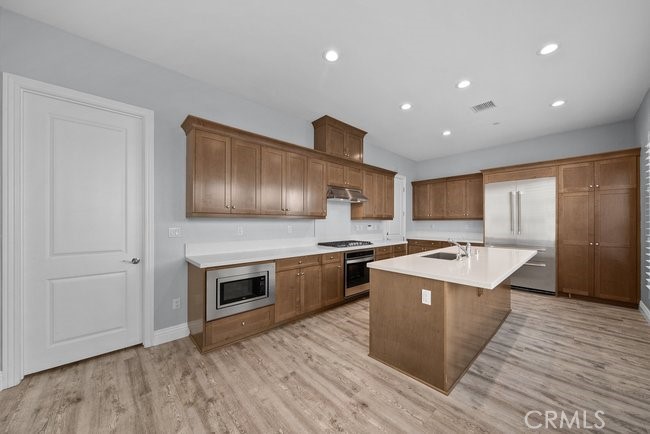 20661 West Beech Porter Ranch Porter Ranch, CA 91326 - Photo 11 of 49 Kitchen Full Stainless steel appliances, Quarts Counter top