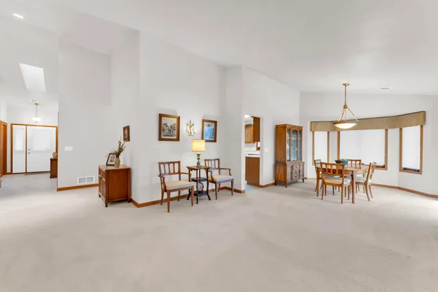 $329,900 | 433 Quail Point Drive, Mount Pleasant, WI 53406