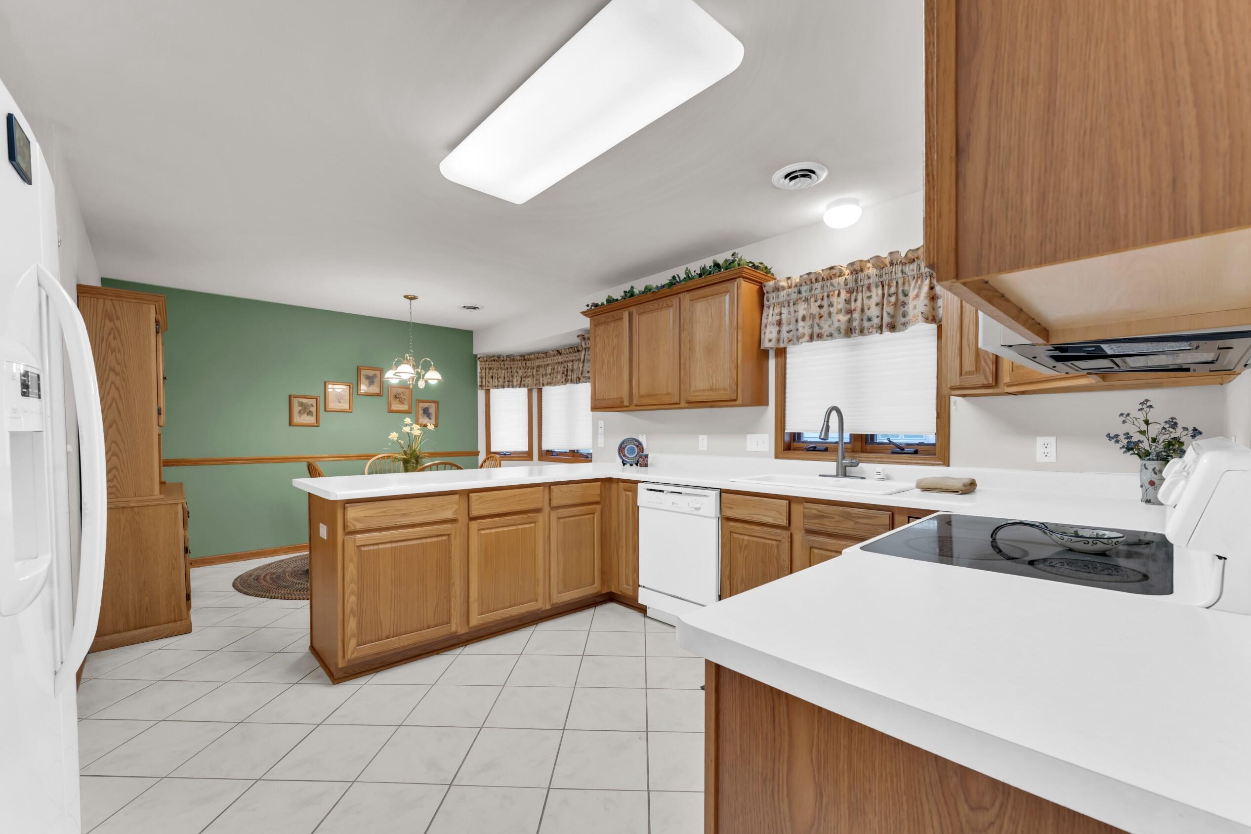 433 Quail Point Drive Mount Pleasant, WI 53406 - Photo 21 of 37 Photo-16