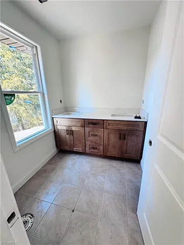 $625,000 | 507 Lake Drive, Unit 8, Lexington, NC 27292