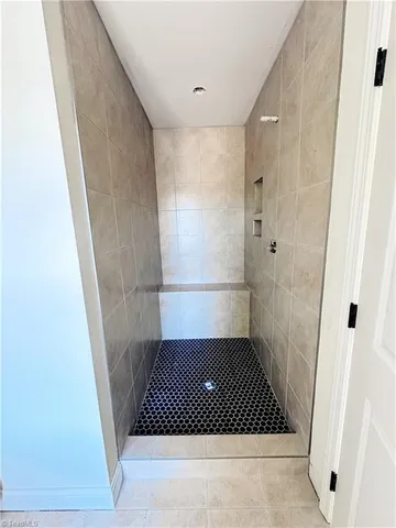 $625,000 | 507 Lake Drive, Unit 8, Lexington, NC 27292