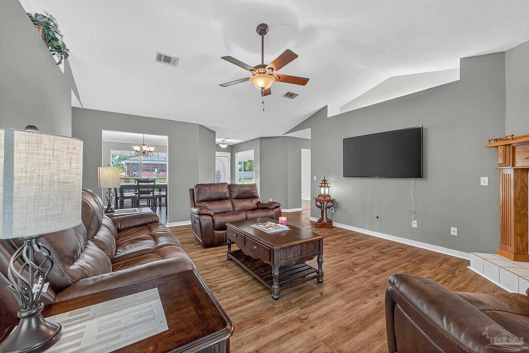 7041 Woodside Road Pensacola, FL 32526 - Photo 17 of 56 Gallery Image 17