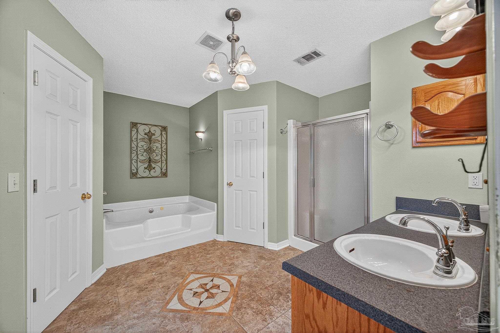7041 Woodside Road Pensacola, FL 32526 - Photo 29 of 56 Gallery Image 29