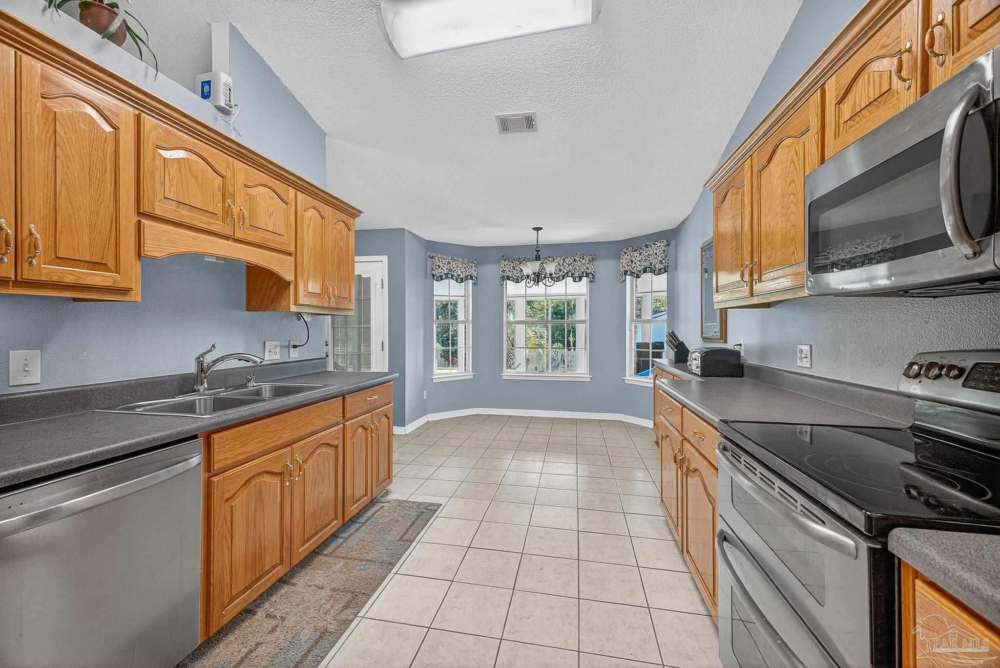 7041 Woodside Road Pensacola, FL 32526 - Photo 37 of 56 Gallery Image 37