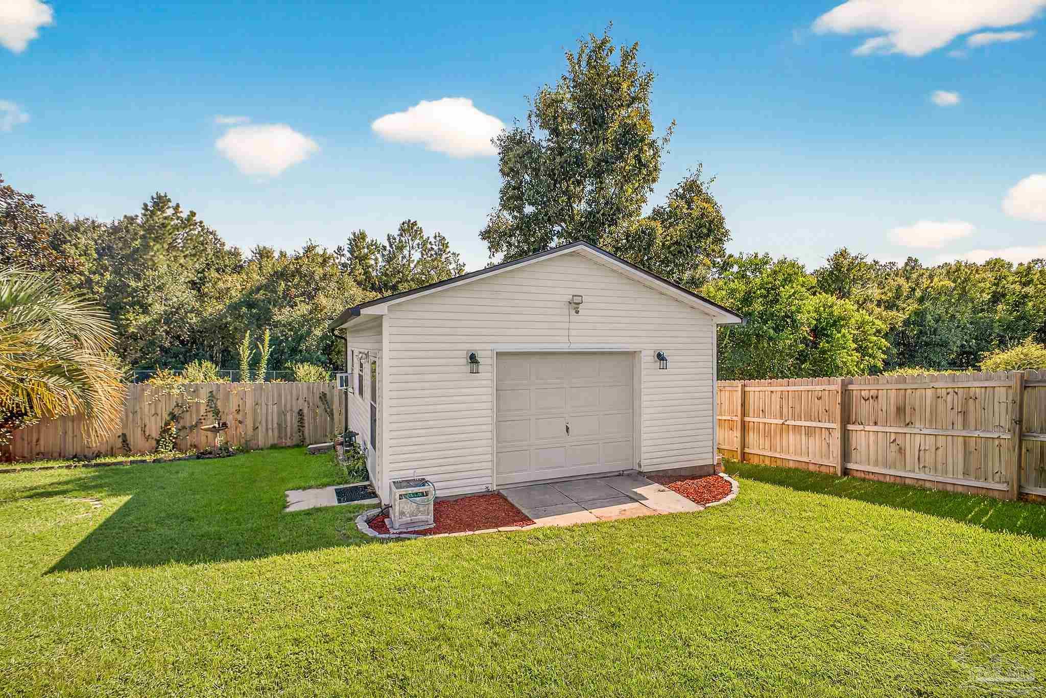 7041 Woodside Road Pensacola, FL 32526 - Photo 54 of 56 Gallery Image 54