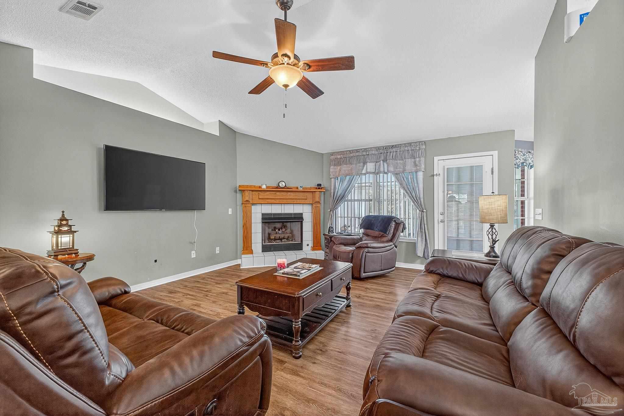 7041 Woodside Road Pensacola, FL 32526 - Photo 9 of 56 Gallery Image 9