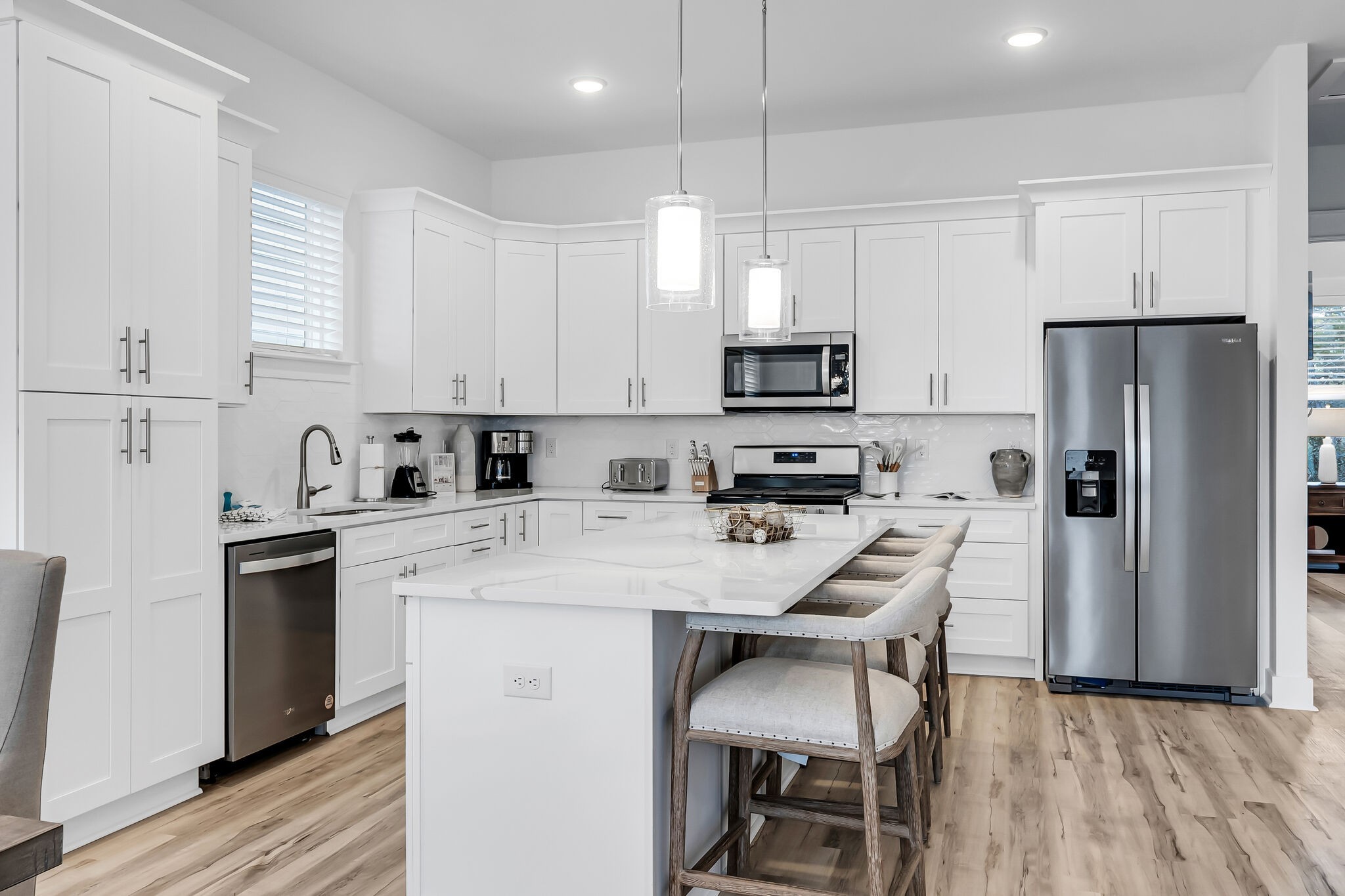 807 Saddle Ridge Drive Old Hickory, TN 37138 - Photo 5 of 24 a kitchen with stainless steel appliances a refrigerator stove microwave and cabinets