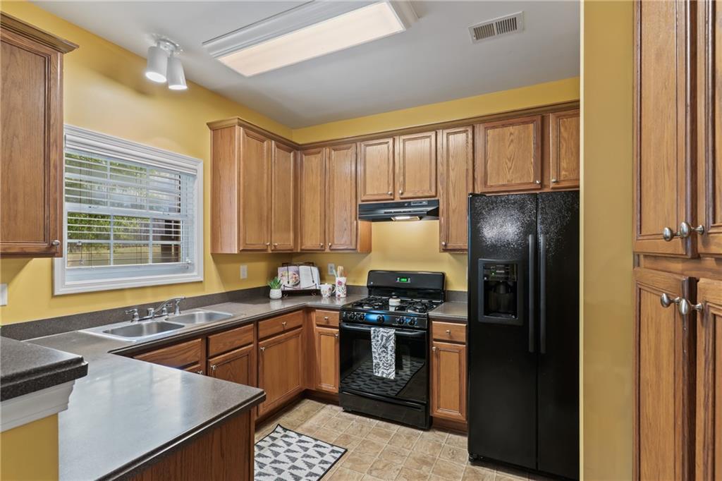 824 Ash Street Canton, GA 30114 - Photo 15 of 33