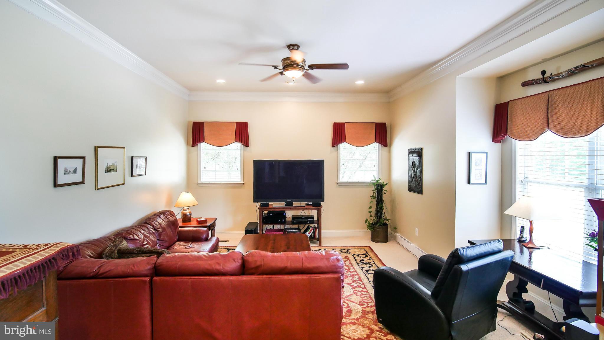 2659 Monocacy Ford Road Frederick, MD 21701 - Photo 15 of 29 Family Room
