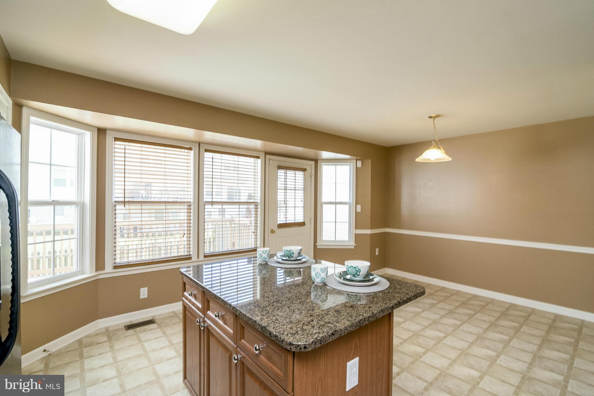 43 Dunmore Court Falling Waters, WV 25419 - Photo 6 of 30 Kitchen