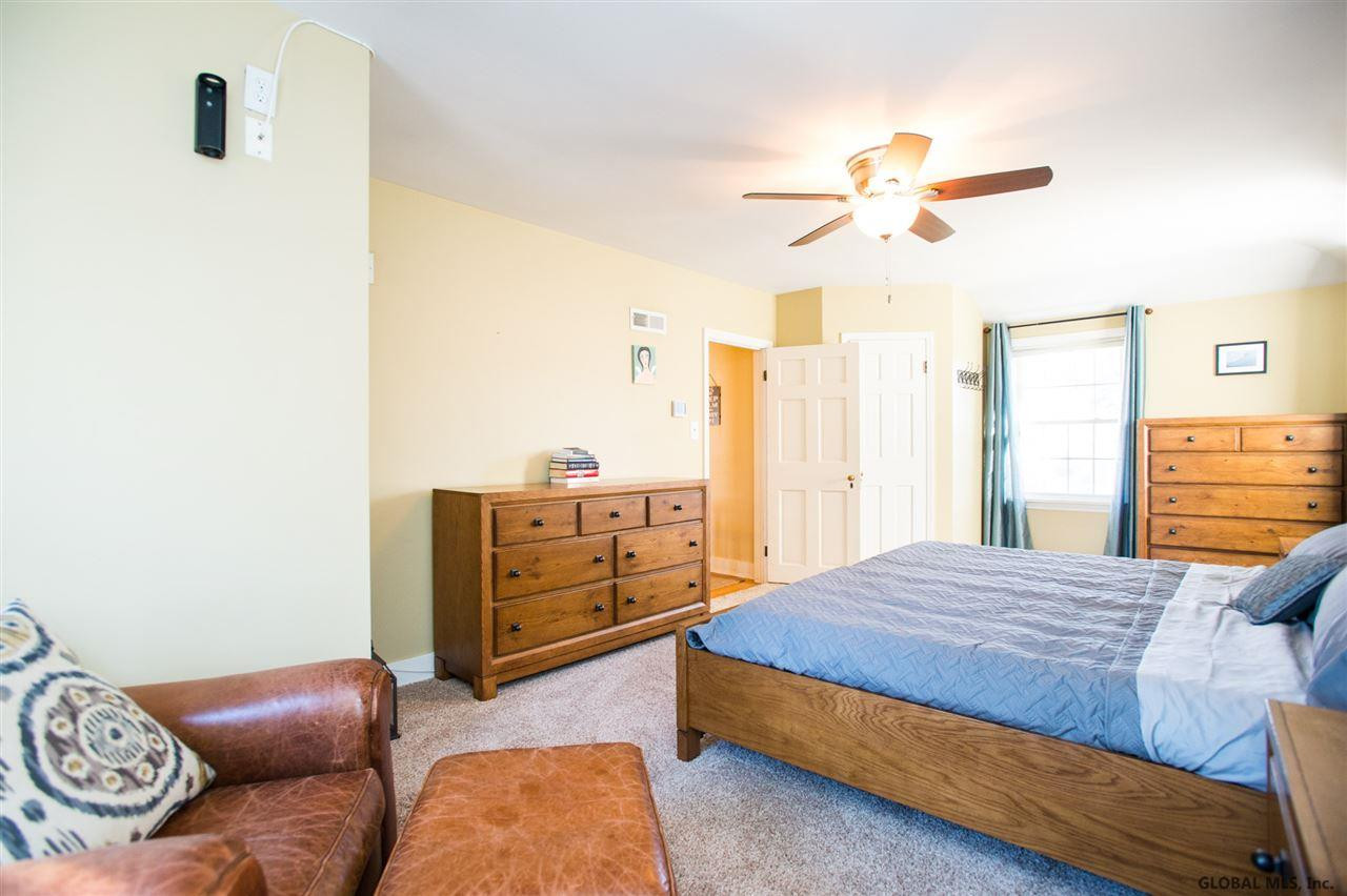 6 Clarendon Road Albany, NY 12203 - Photo 17 of 25 Photo 17