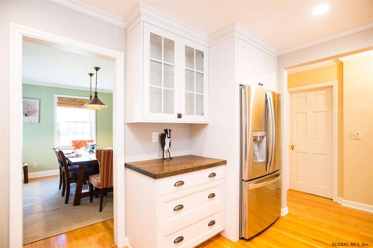 6 Clarendon Road Albany, NY 12203 - Photo 5 of 25 Photo 5