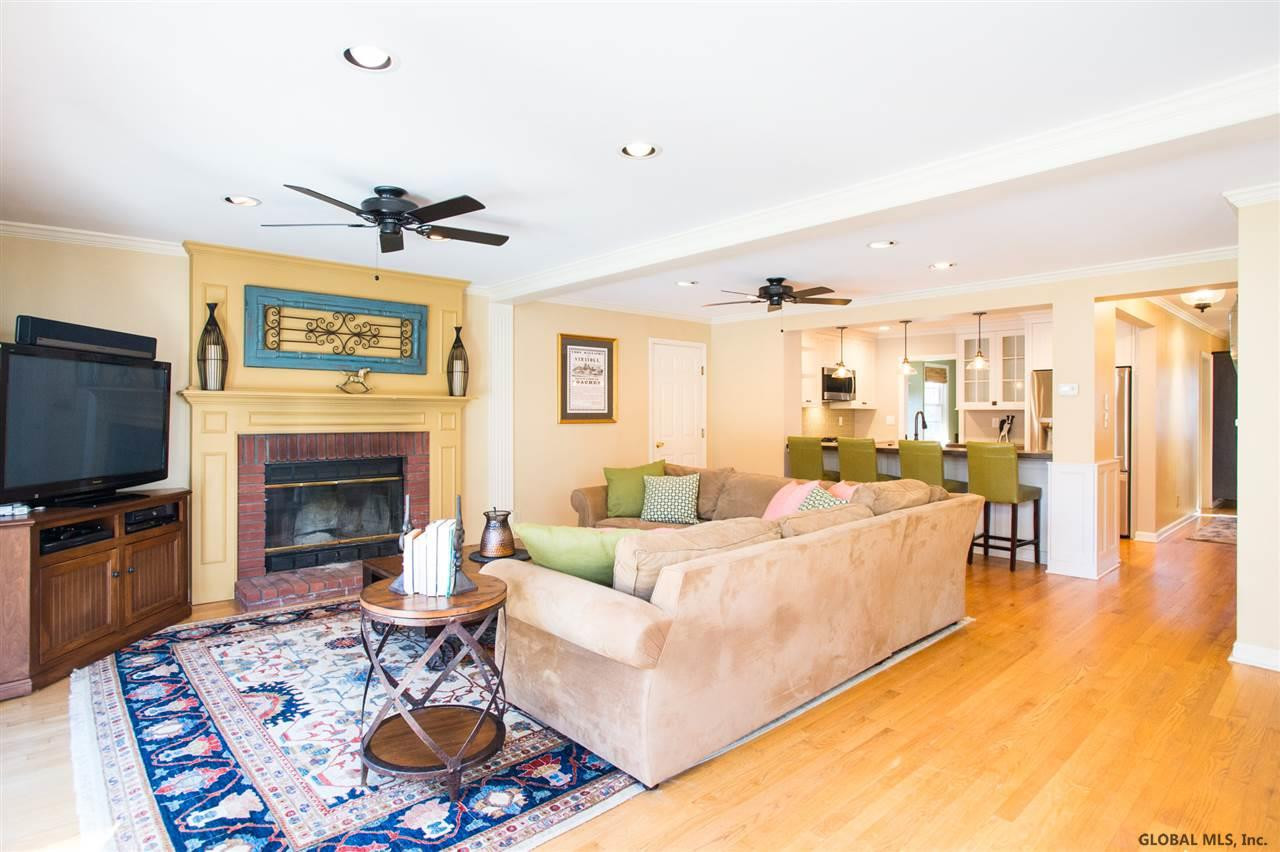 6 Clarendon Road Albany, NY 12203 - Photo 7 of 25 Photo 7