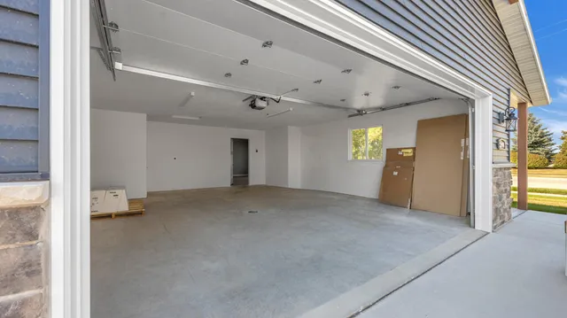 $309,900 | 2100 South 21st Street, Manitowoc, WI 54220