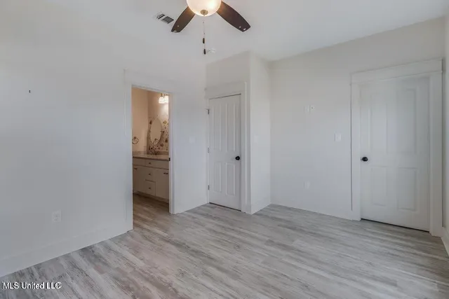 $2,850 | 238 Lovers Lane, Ocean Springs, MS 39564