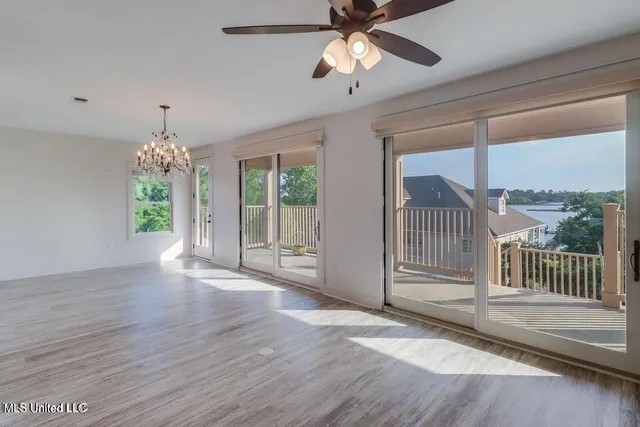 $2,850 | 238 Lovers Lane, Ocean Springs, MS 39564