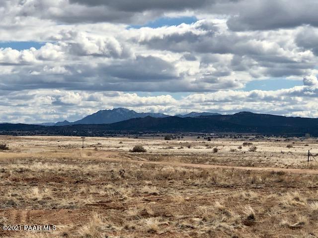 24655 North Stump Road Paulden, AZ 86334 - Photo 4 of 5 a view of an ocean beach