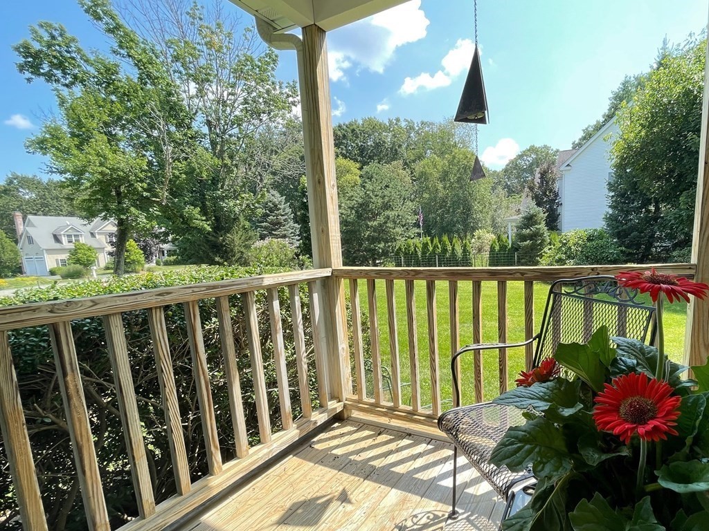 4 Windcrest Lane Millis, MA 02054 - Photo 3 of 31