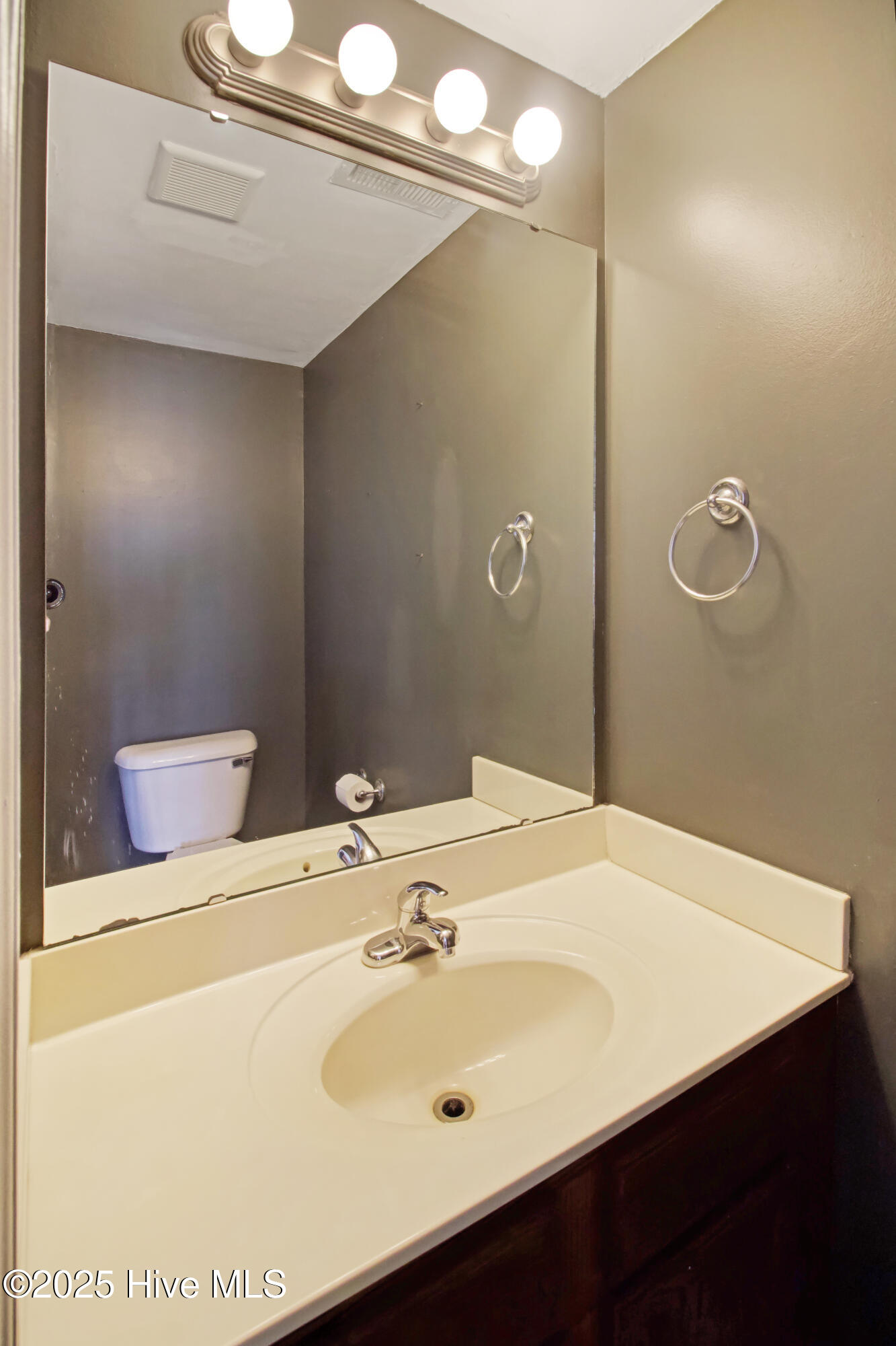 134 Cornerstone Place Jacksonville, NC 28546 - Photo 8 of 26 IMG_5829