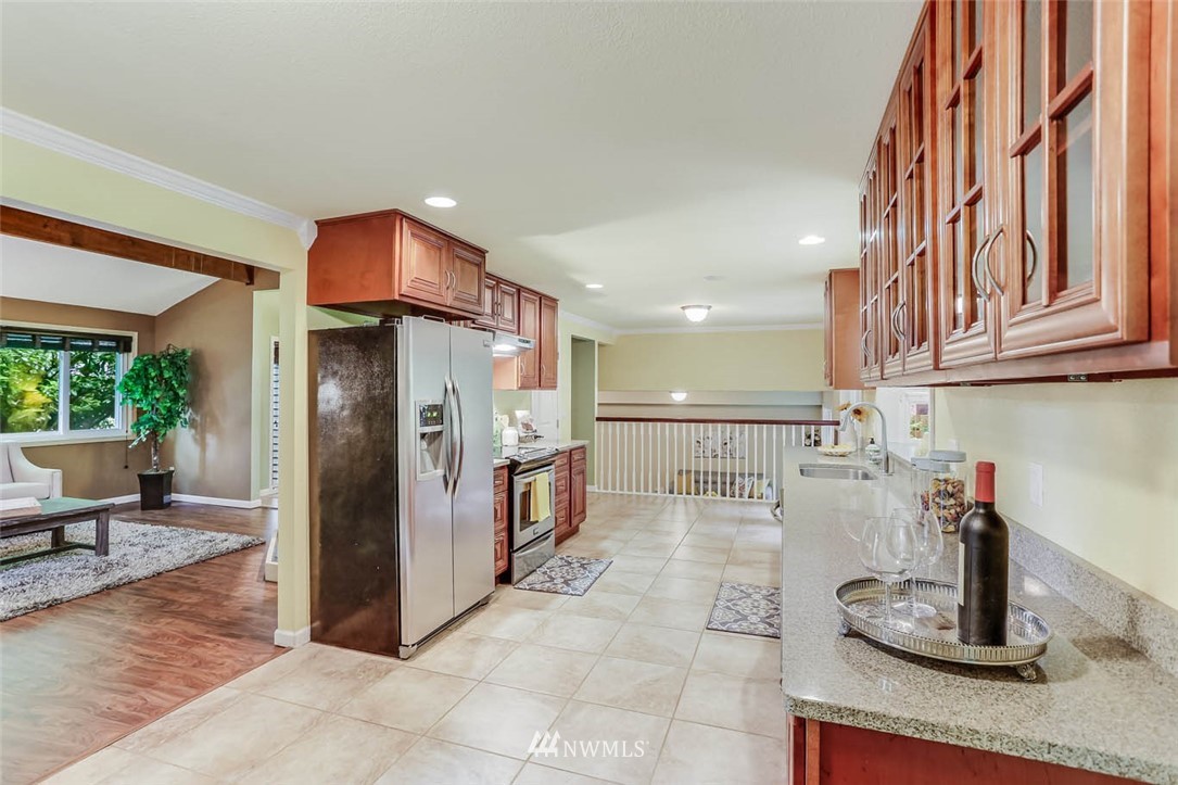 15764 Southeast 166th Place Renton, WA 98058 - Photo 11 of 30