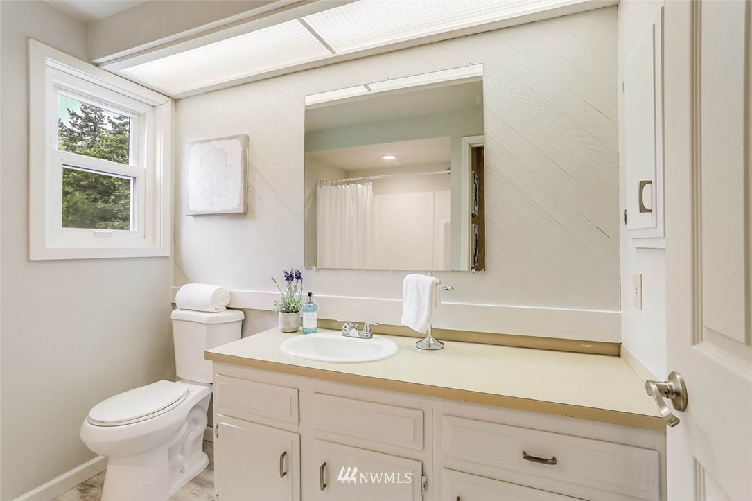 15764 Southeast 166th Place Renton, WA 98058 - Photo 24 of 30