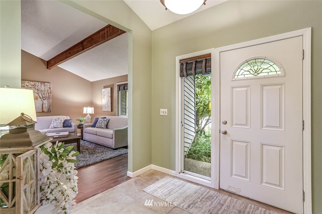 15764 Southeast 166th Place Renton, WA 98058 - Photo 5 of 30