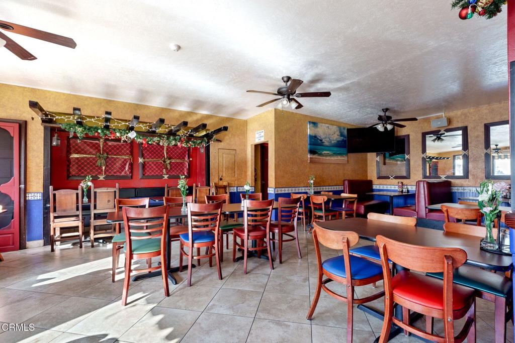 155 East 7th Street Oxnard, CA 93030 - Photo 6 of 25 155_E_Seventh-15