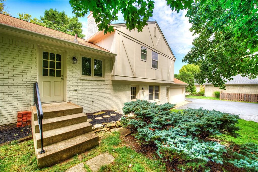 7335 Huntington Road Indianapolis, IN 46240 - Photo 6 of 47 Gallery Image 6