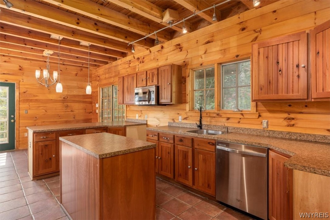 8540 Hayes Hollow Road Colden, NY 14033 - Photo 4 of 23