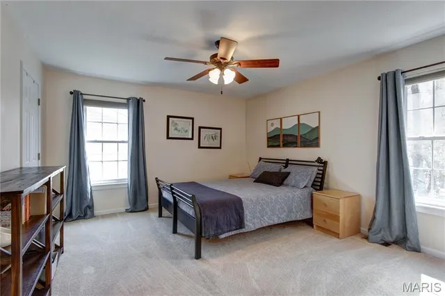 $449,900 | 564 Woodlyn Crossing, Ballwin, MO 63021