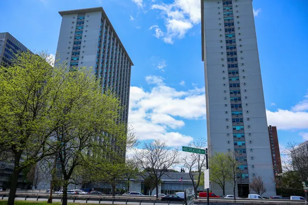 $2,500 | 3600 North Lake Shore Drive, Unit 1807, Chicago, IL 60613