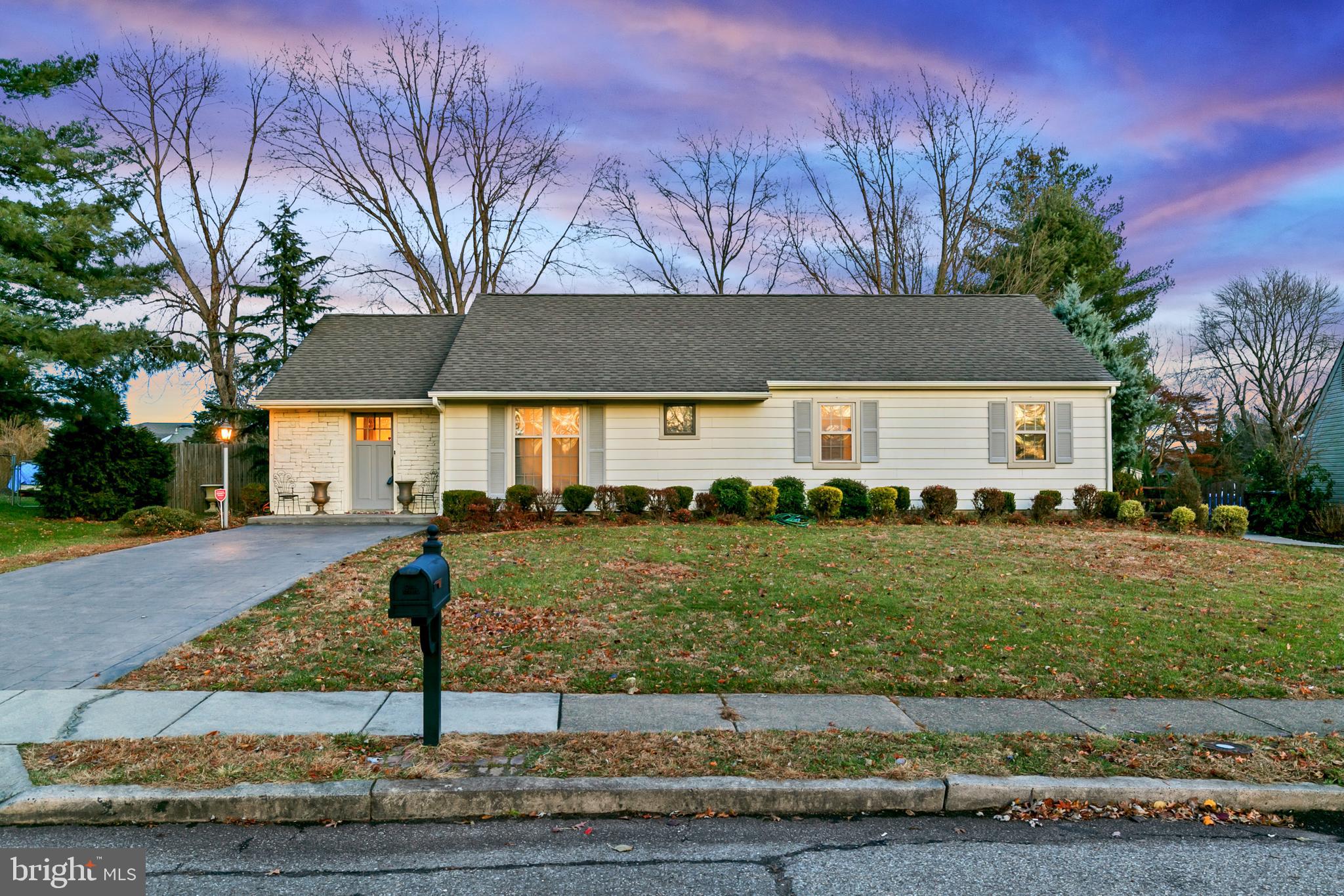 220 Paddock Way Delran, NJ 08075 - Photo 26 of 27 Lovely sunset
