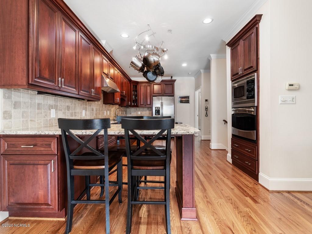 236 Blackwell Point Loop Road, Unit 2 Oriental, NC 28571 - Photo 12 of 42 011_Kitchen