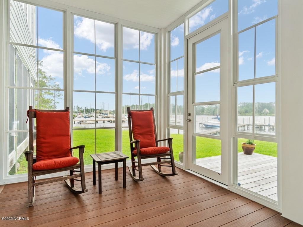 236 Blackwell Point Loop Road, Unit 2 Oriental, NC 28571 - Photo 24 of 42 023_Patio