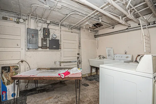 $999,000 | 4959 South Greenwood Avenue, Chicago, IL 60615