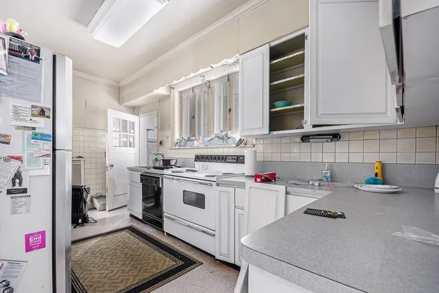 $999,000 | 4959 South Greenwood Avenue, Chicago, IL 60615