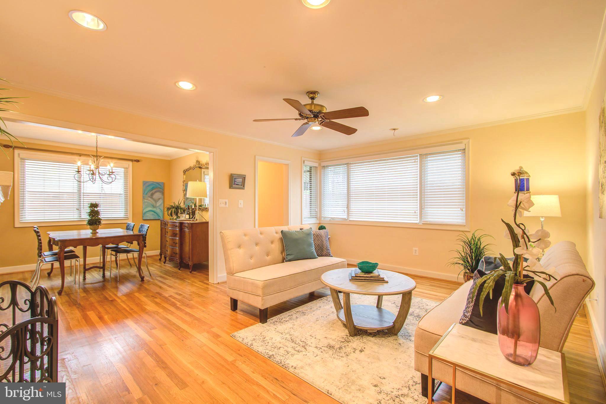 living room / dining room